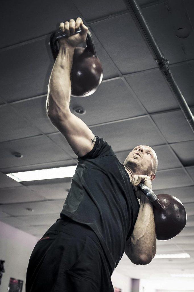Kettlebells bij sportschool Rwijkgym.nl in Rijswijk voor krachtige afvallen trainingen