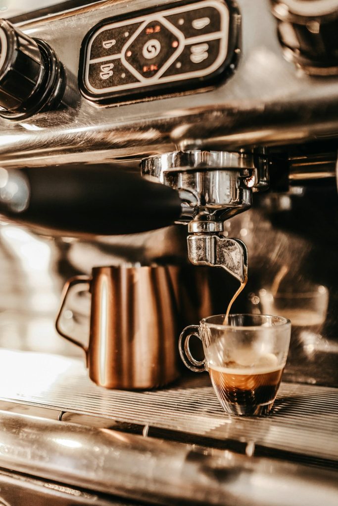 Technologie innovaties in koffiemachine reparatie met IoT-sensoren en geavanceerde diagnose hulpmiddelen