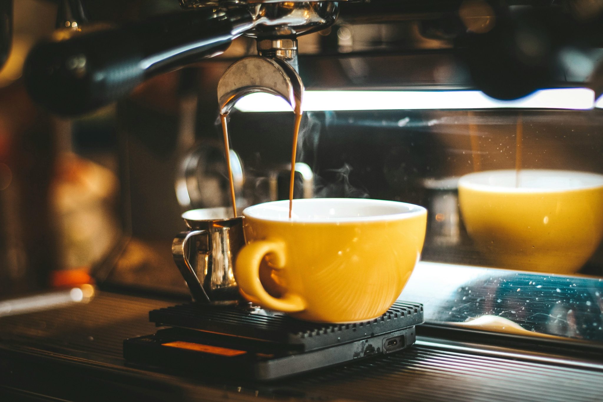 Thermoplan-koffiemachine bestellen bij Baristocraat met Lungo-koffiepads voor kantoor en horecazaken
